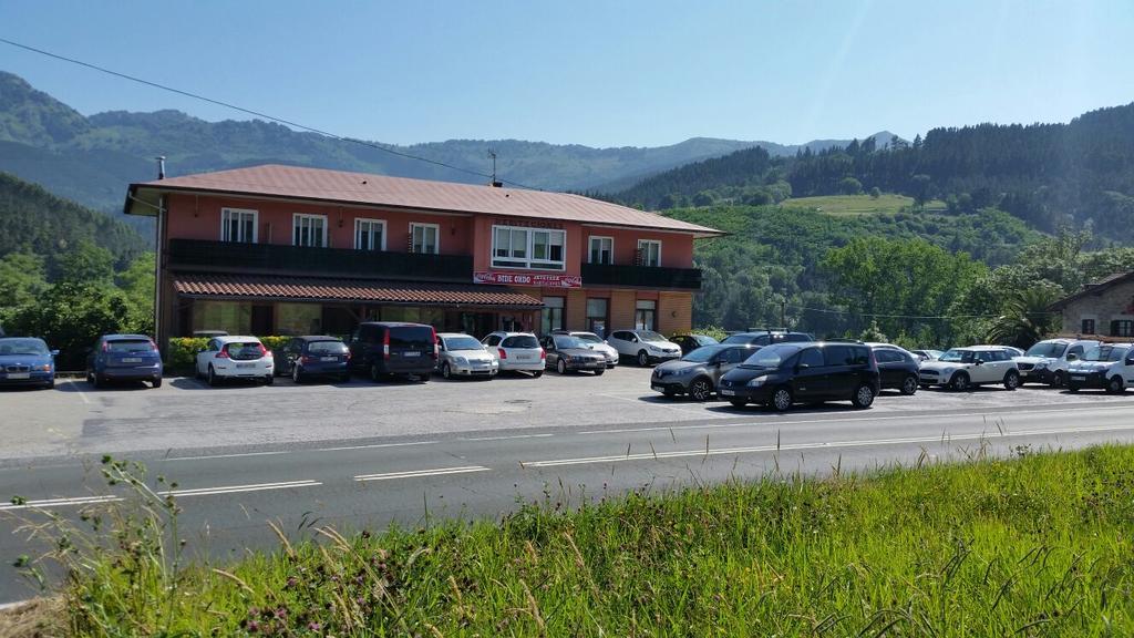 Pension Bide-Ondo Amorebieta-Etxano Ngoại thất bức ảnh